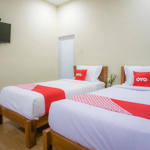 Oyo 1696 Sapo Rumbia